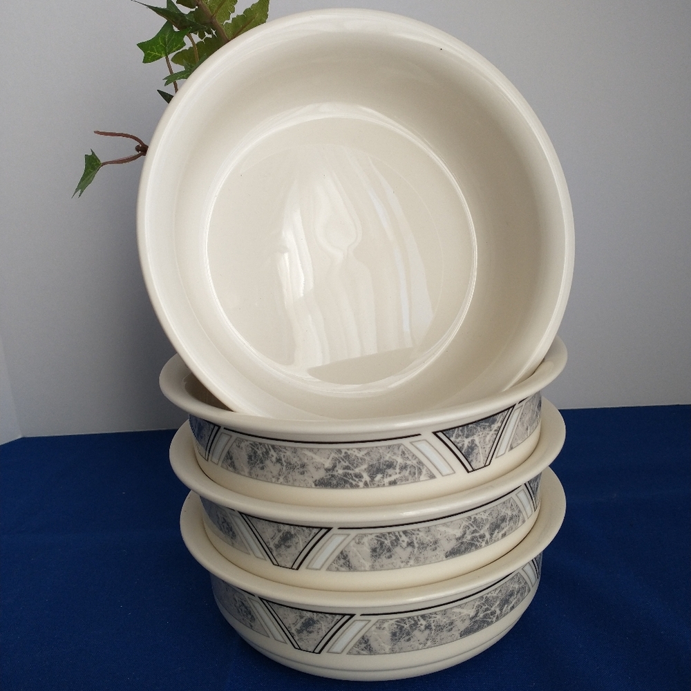 LENOX 4 Cereal Salad Bowls Versatile